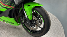 Kawasaki Ninja Zx 4 ZX400SRFNN (24MY)